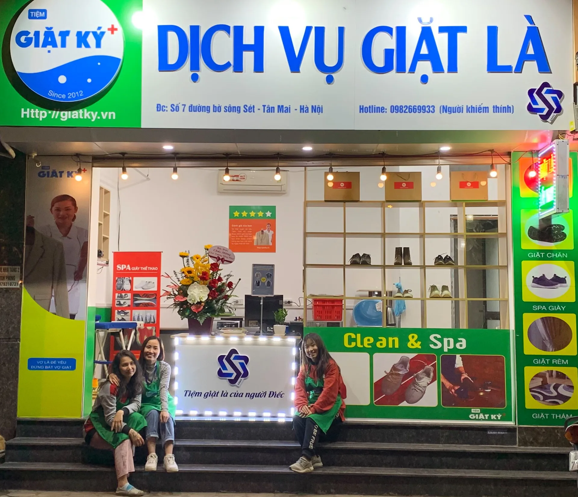 Lắng nghe “tiếng đời” trong tiệm giặt là của người điếc