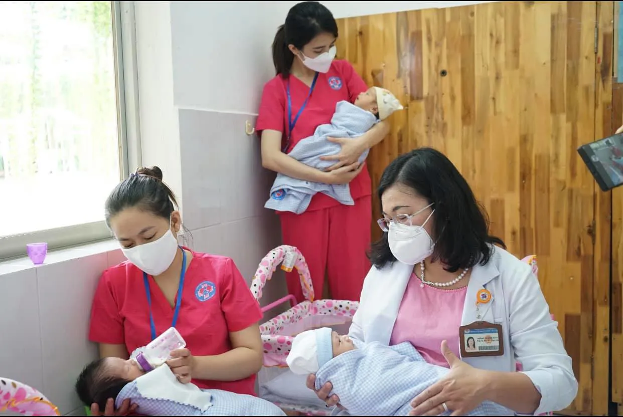 Trẻ mắc Covid-19, xử trí thế nào cho đúng?