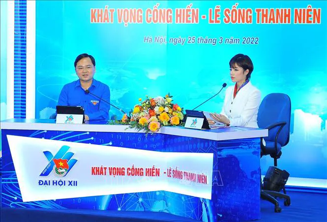 Bí thư thứ Nhất Trung ương Đoàn đối thoại với đoàn viên, thanh niên