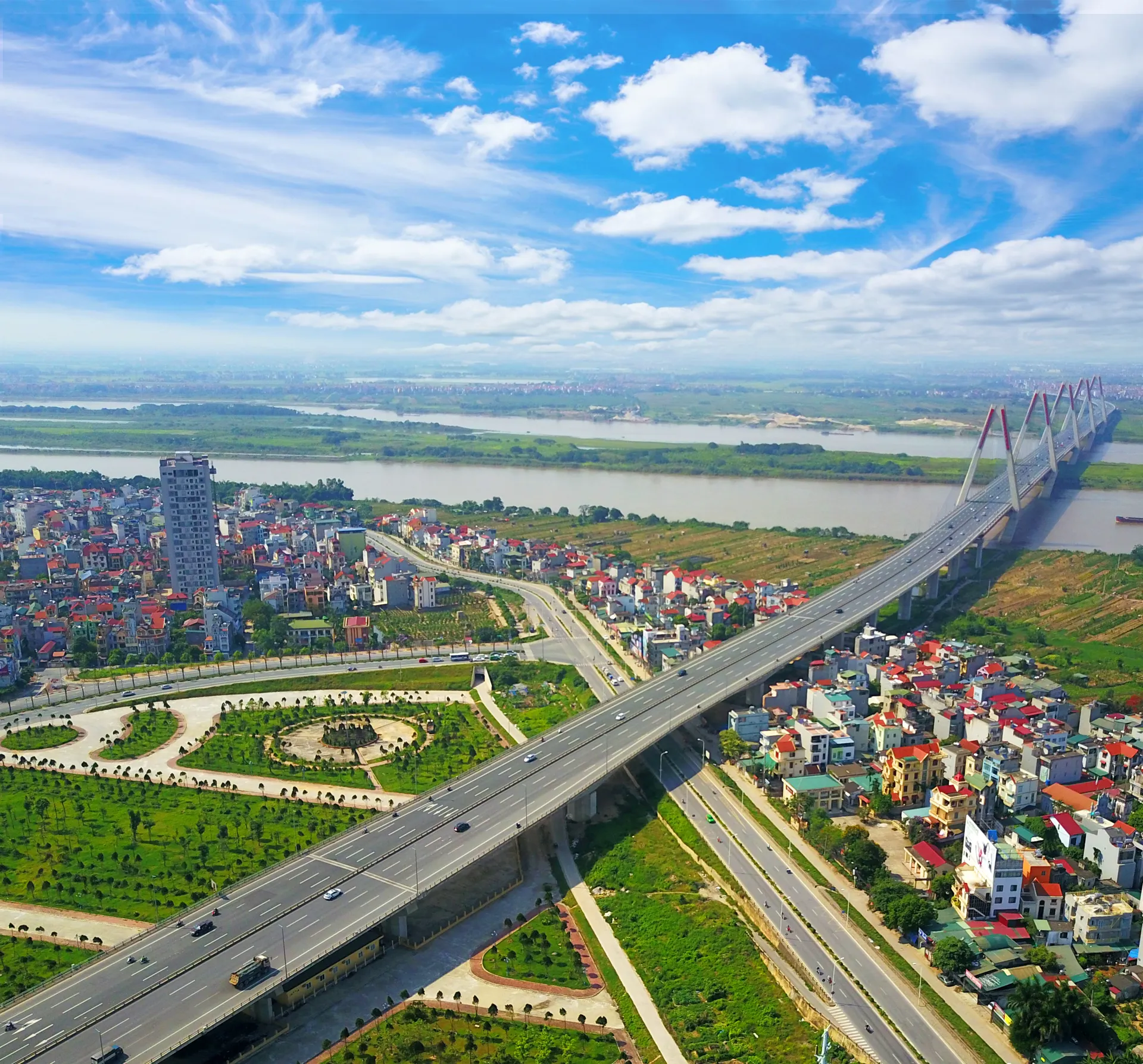Hiện thực hóa khát vọng xây dựng thành phố hai bên sông Hồng