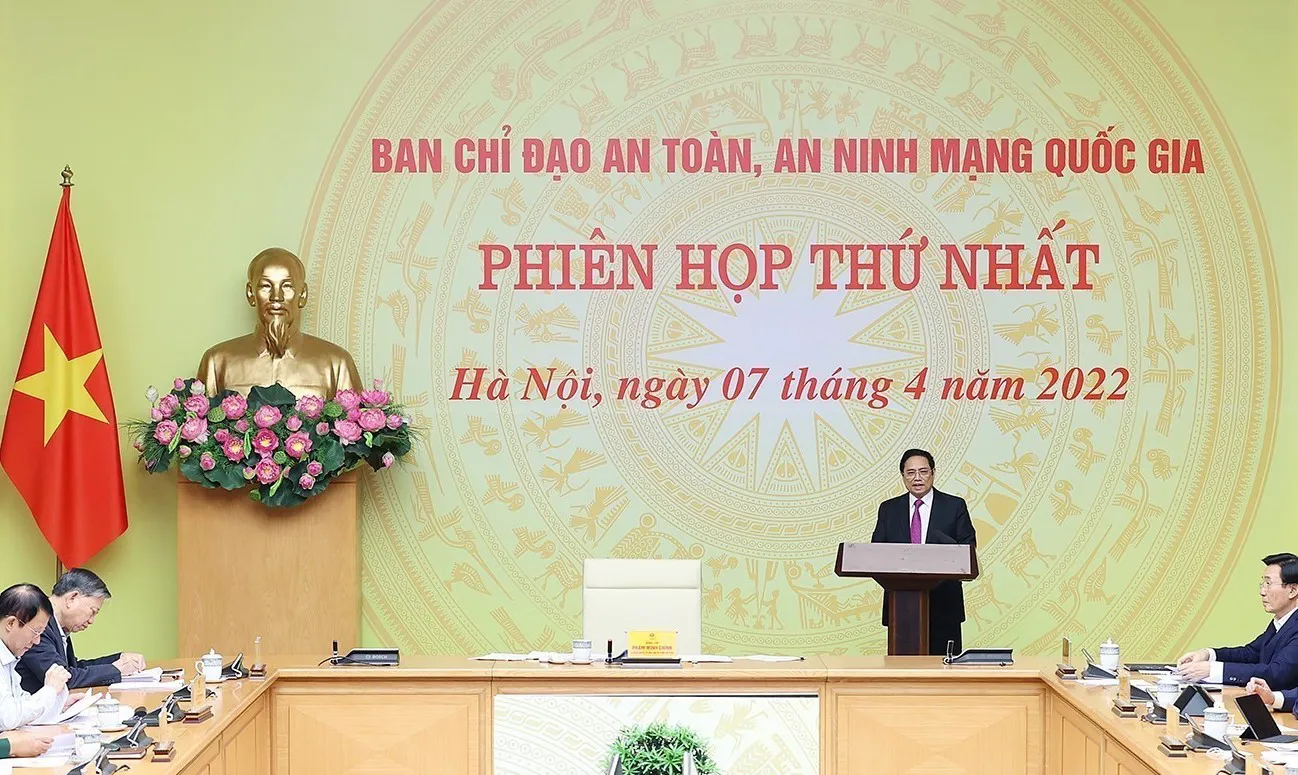 Thủ tướng: Chủ động bảo vệ chủ quyền quốc gia trên không gian mạng