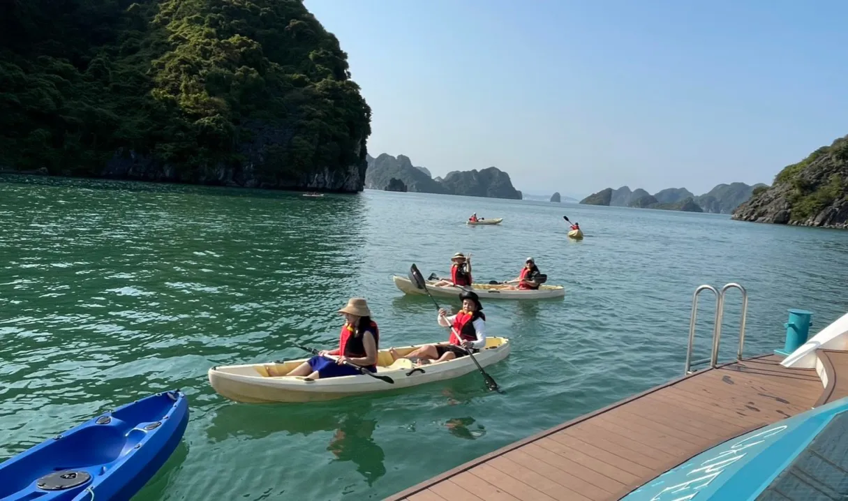 Quảng Ninh đón gần 150.000 lượt khách trong kỳ nghỉ lễ Giỗ Tổ Hùng Vương