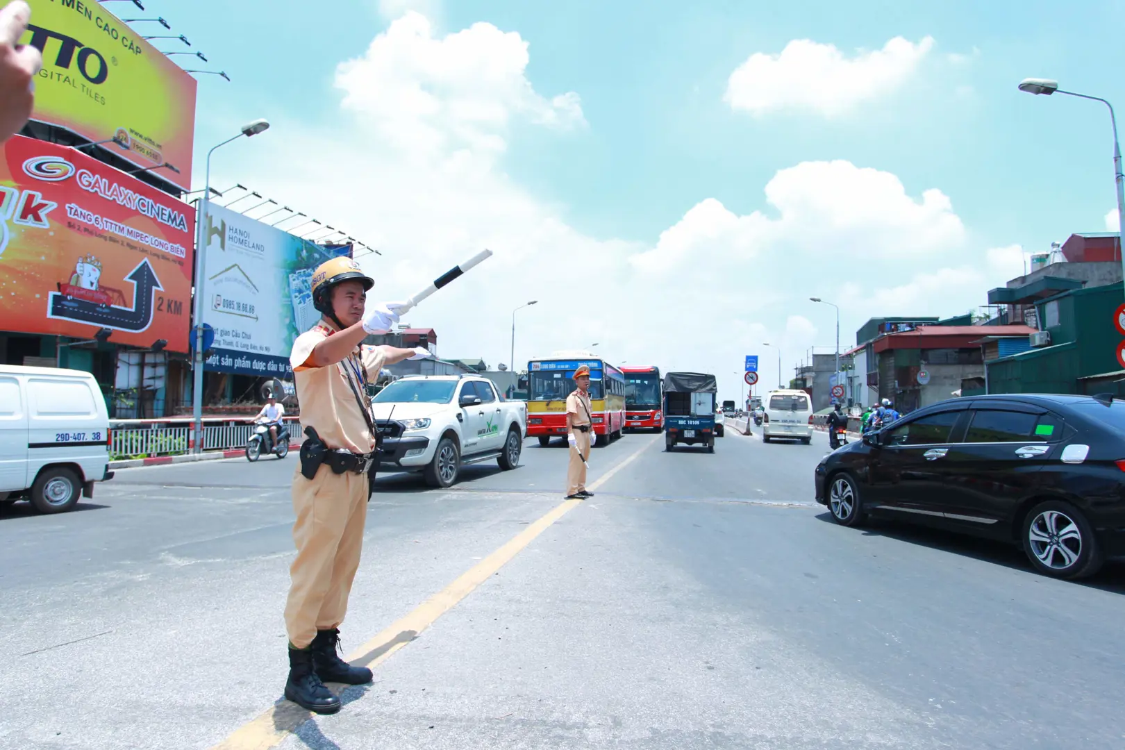 Luật Giao thông đường bộ: Nhiều bất cập cần sửa đổi