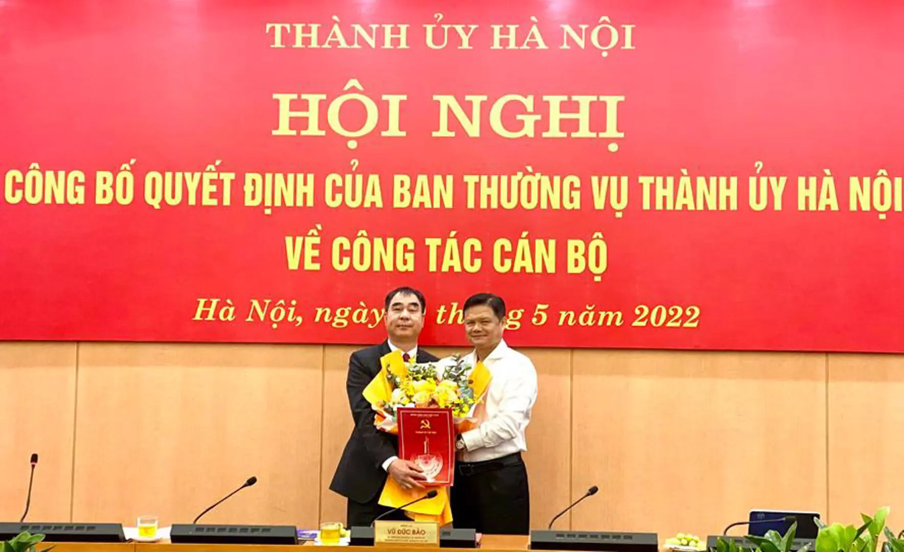 Thành ủy Hà Nội điều động 3 cán bộ thành phố về quận, huyện