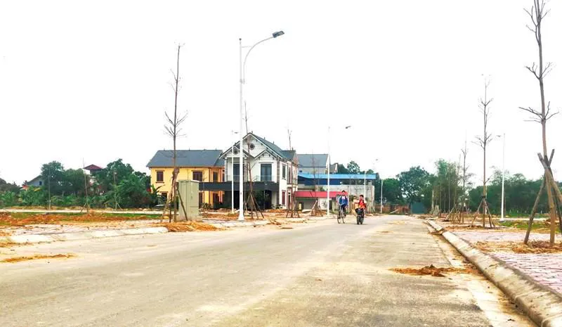 Một góc khu tái định cư dành cho người dân vùng ảnh hưởng môi trường tại xã Nam Sơn (huyện Sóc Sơn). Ảnh: Lâm Nguyễn