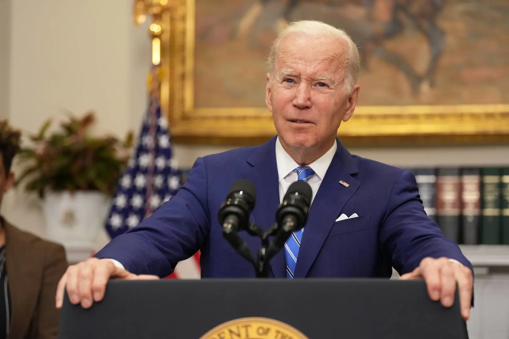 Nỗ lực hạ nhiệt lạm phát,  ông Biden cân nhắc giảm thuế với hàng Trung Quốc