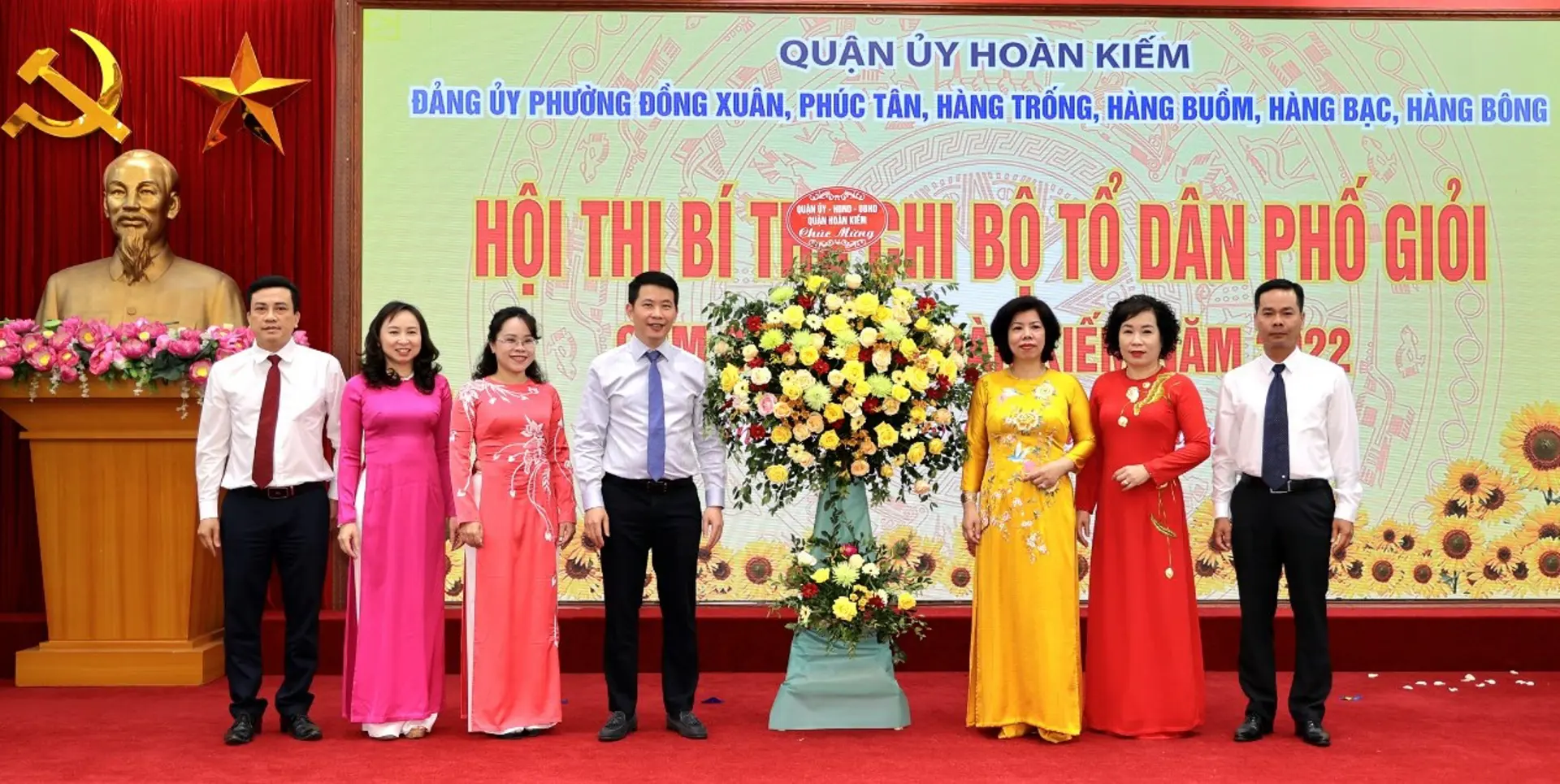 Hoàn Kiếm: Hấp dẫn, ấn tượng Hội thi bí thư chi bộ tổ dân phố giỏi