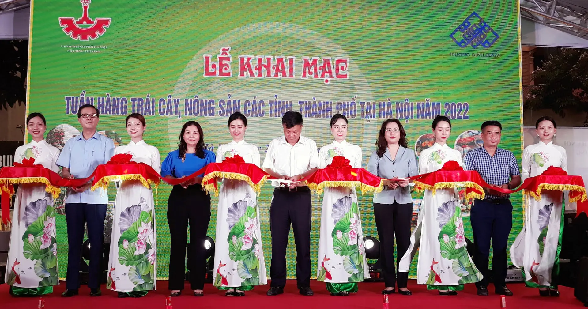 Khai mạc tuần hàng trái cây, nông sản các tỉnh và Hà Nội 2022