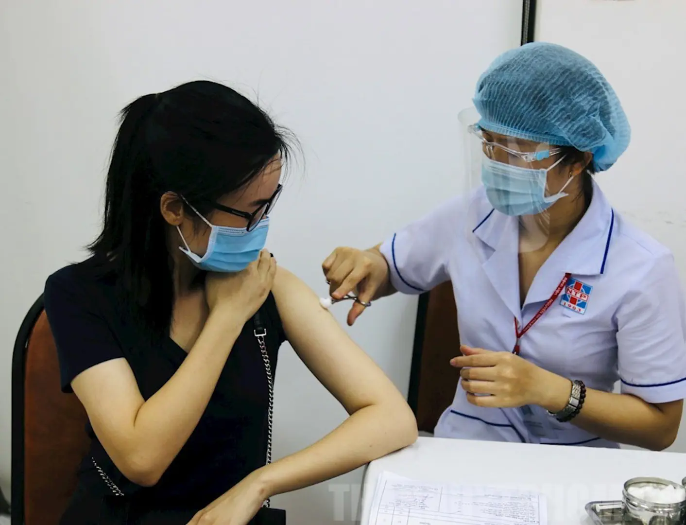 Rà soát các quy định của pháp luật về tiêm vaccine phòng Covid-19