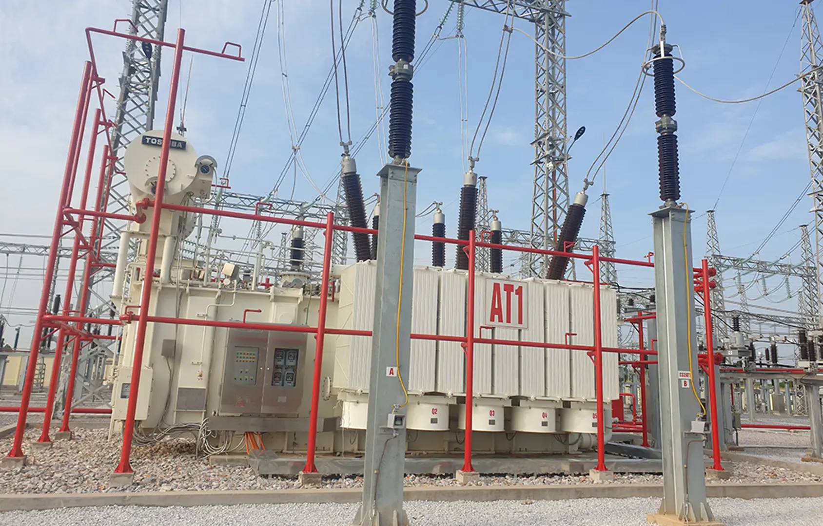 Đóng điện TBA 220kV Yên Hưng và đấu nối tăng cường điện cho Quảng Ninh