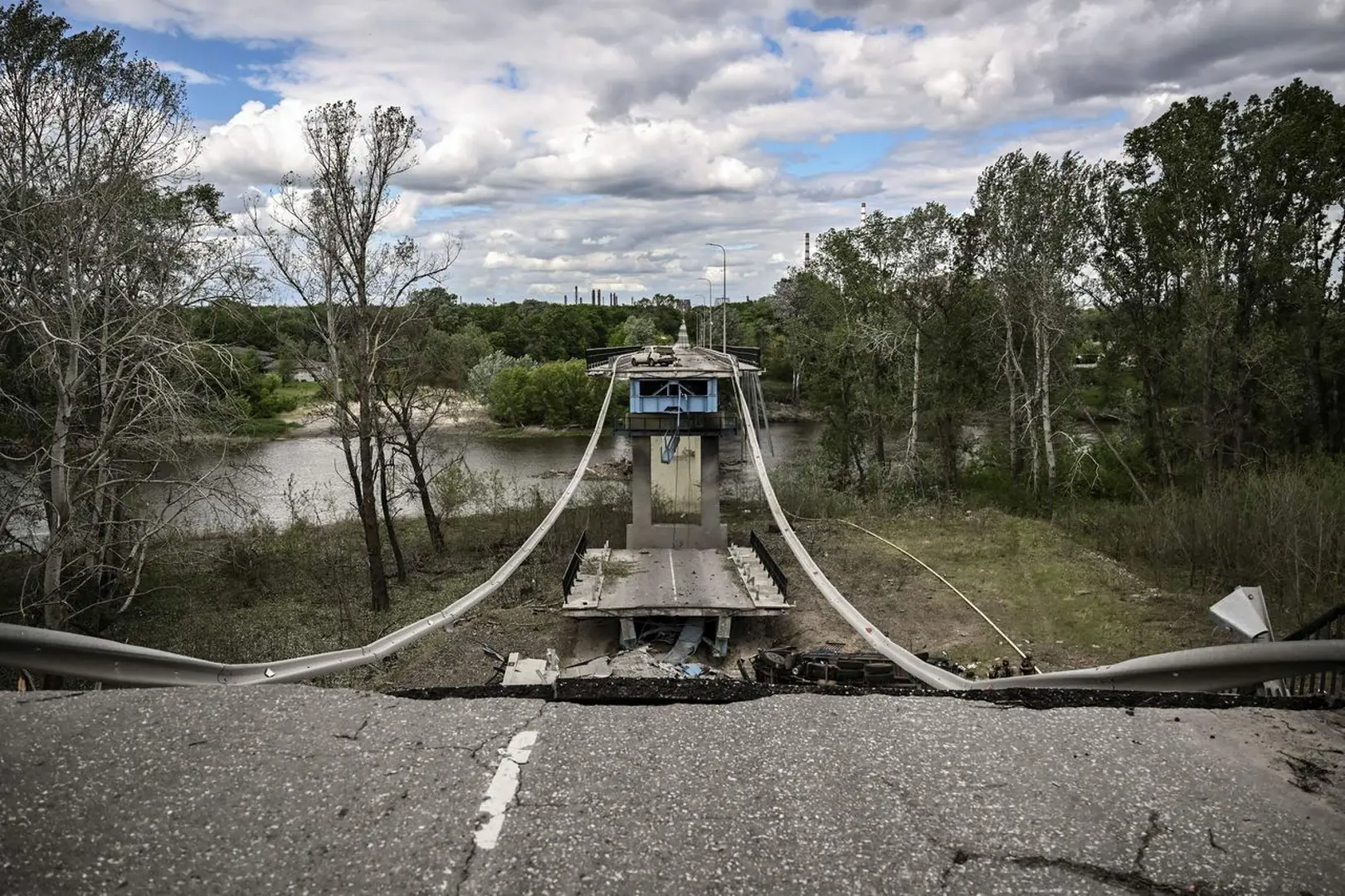 Severodonetsk sắp thất thủ, Nga và Ukraine nói gì?