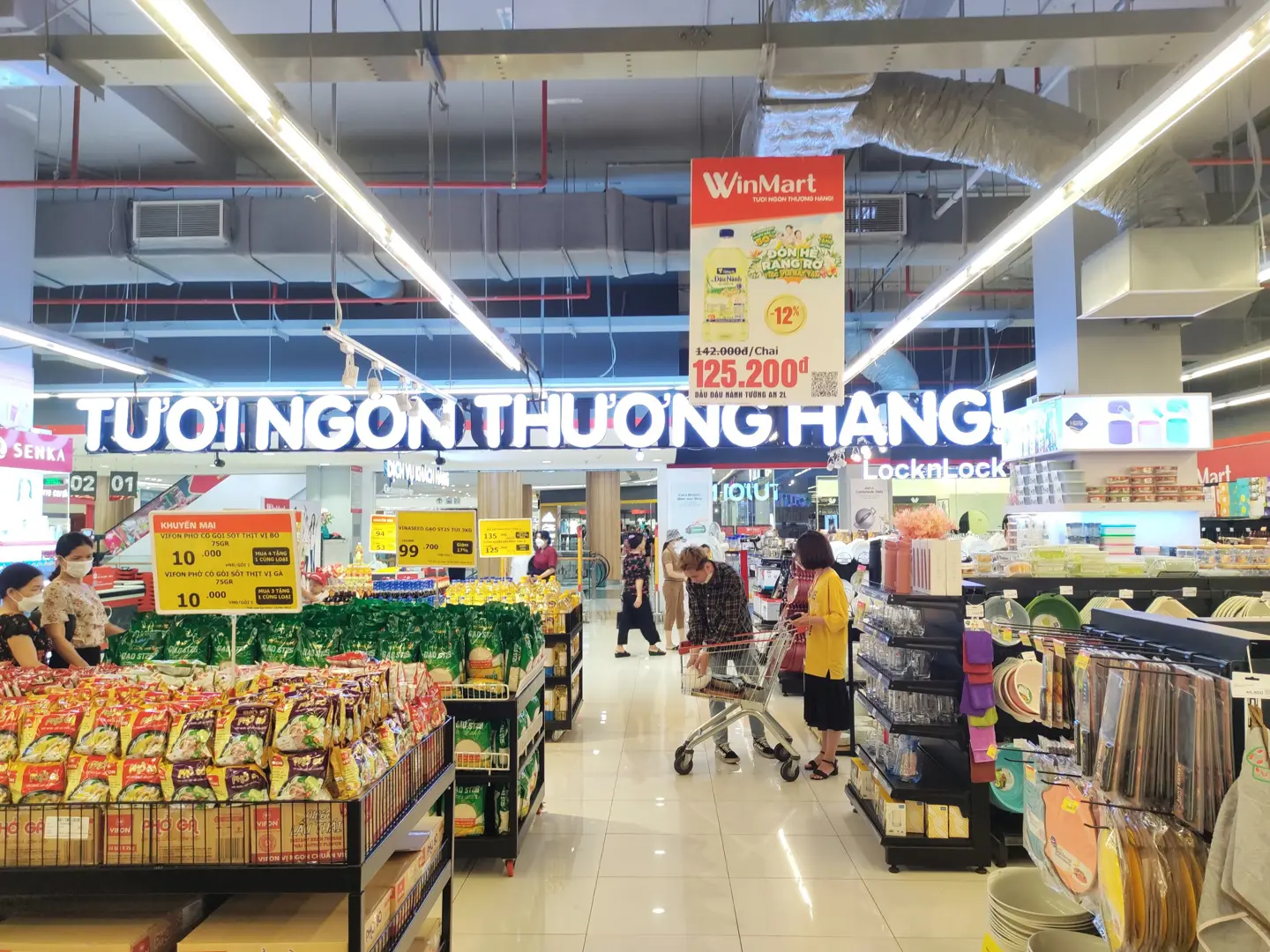 Tưng bừng khuyến mãi đón hè tại hệ thống WinMart