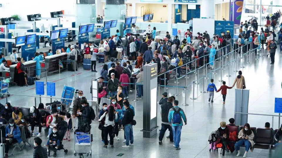 Không để xảy ra tăng vé máy bay trái quy định dịp cao điểm hè