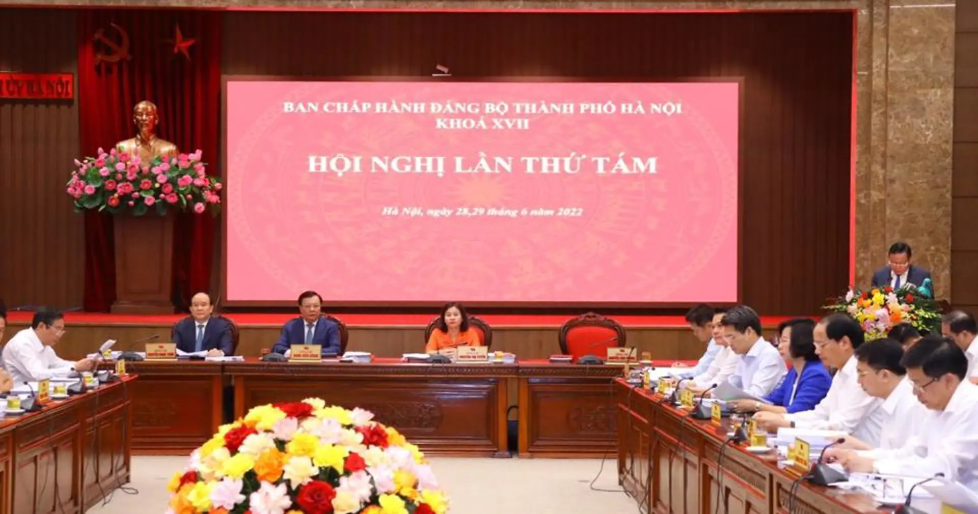 Hà Nội ban hành Nghị quyết Hội nghị lần thứ 8, khóa XVII