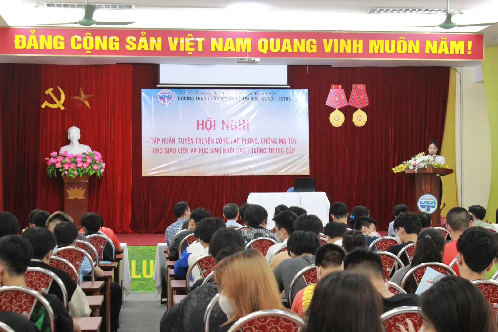 Không để ma túy xâm nhập vào trường học