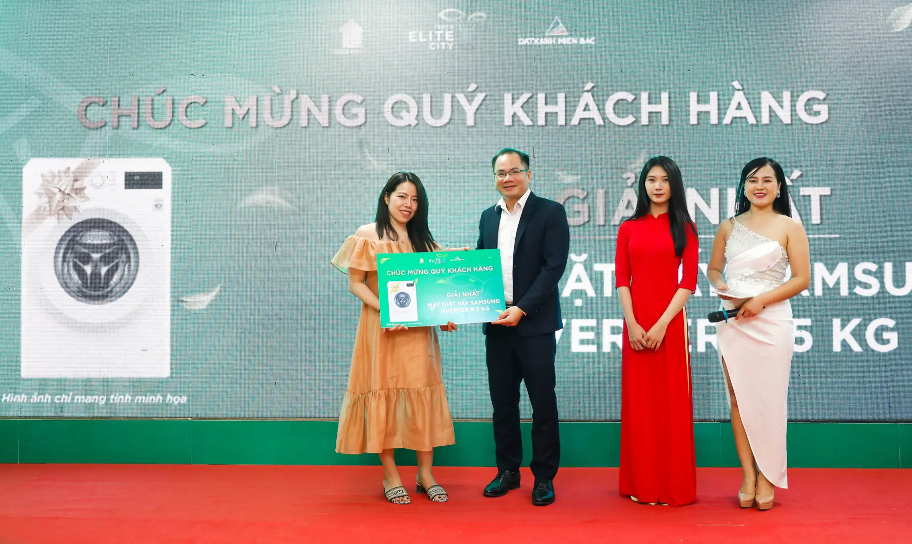 Đông đảo khách hàng tham dự mở bán tòa đẹp nhất Tecco Elite City Thái Nguyên