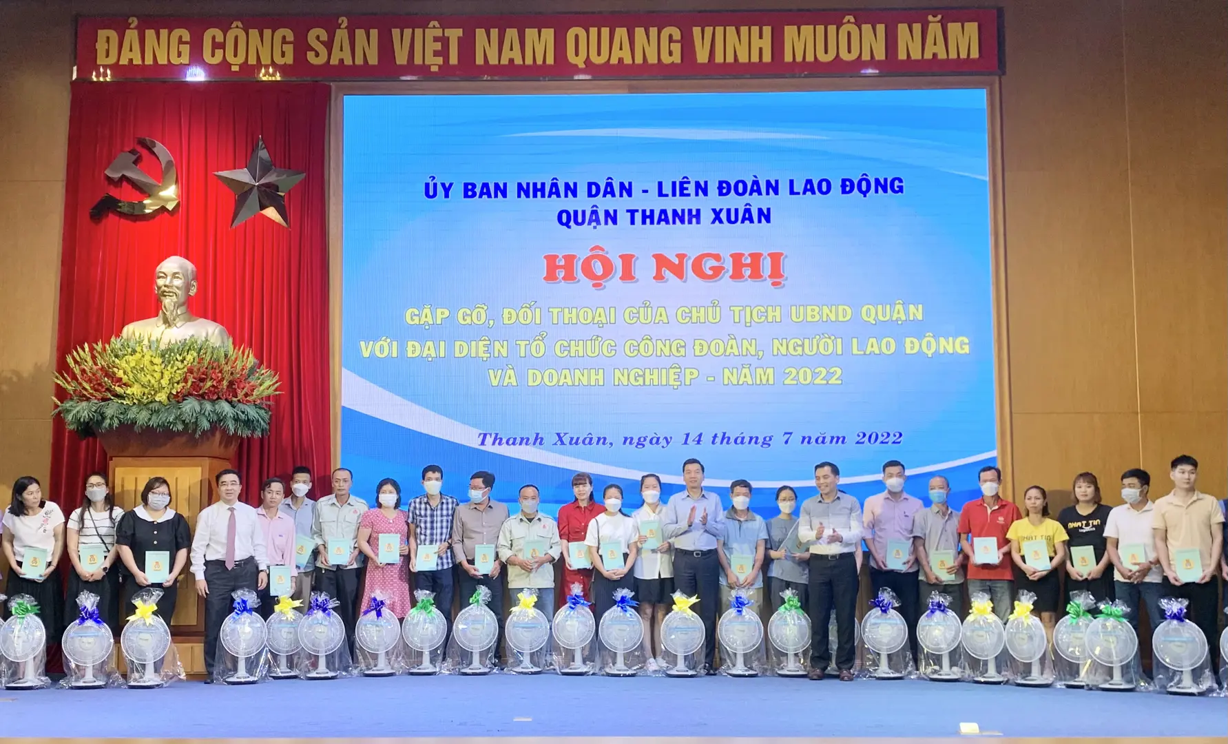 Quận Thanh Xuân: Đối thoại, tháo gỡ vướng mắc cho doanh nghiệp, người lao động