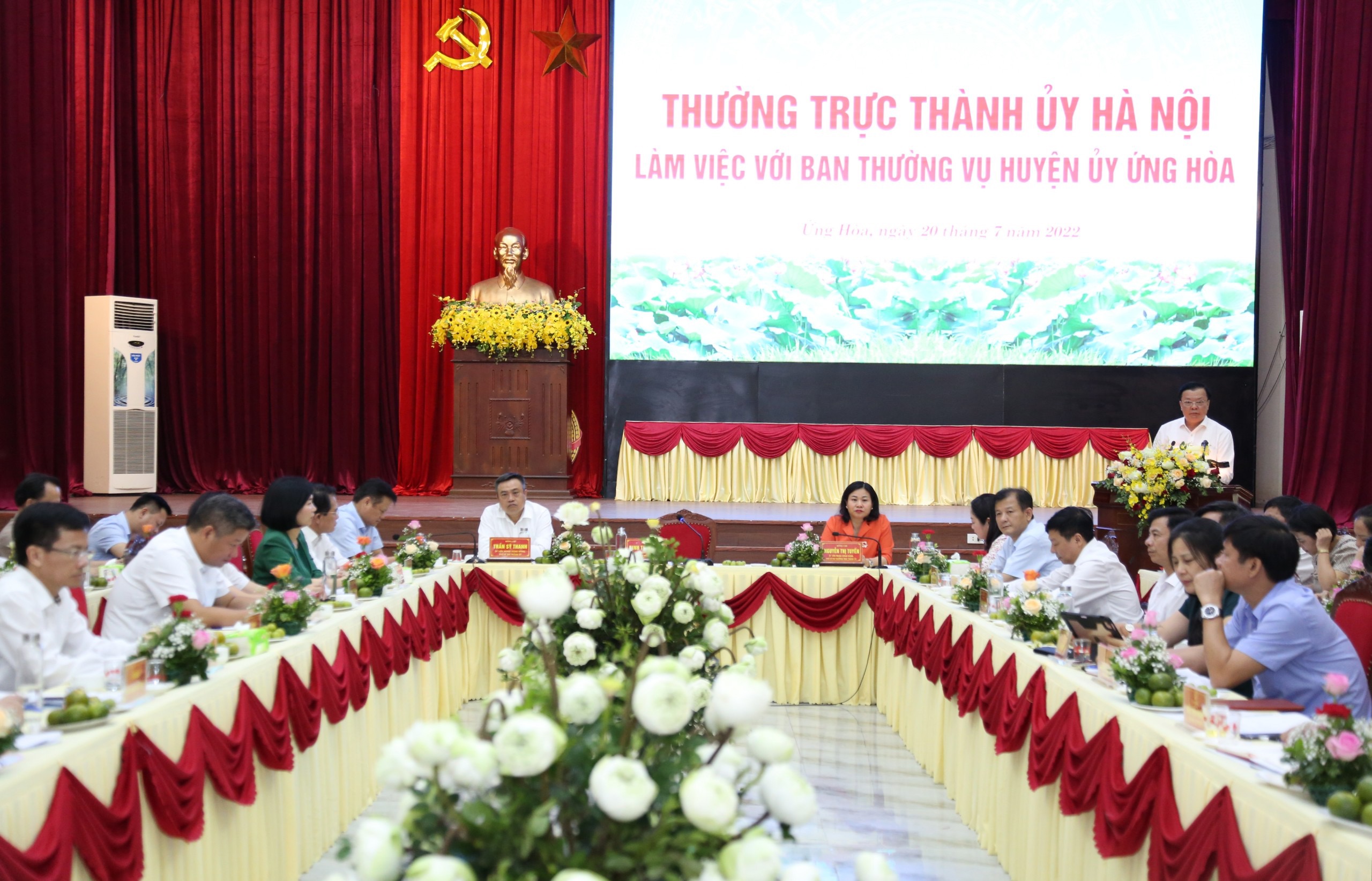 Bí thư Thành ủy: Khơi thông nguồn lực, thúc đẩy huyện Ứng Hòa phát triển nhanh