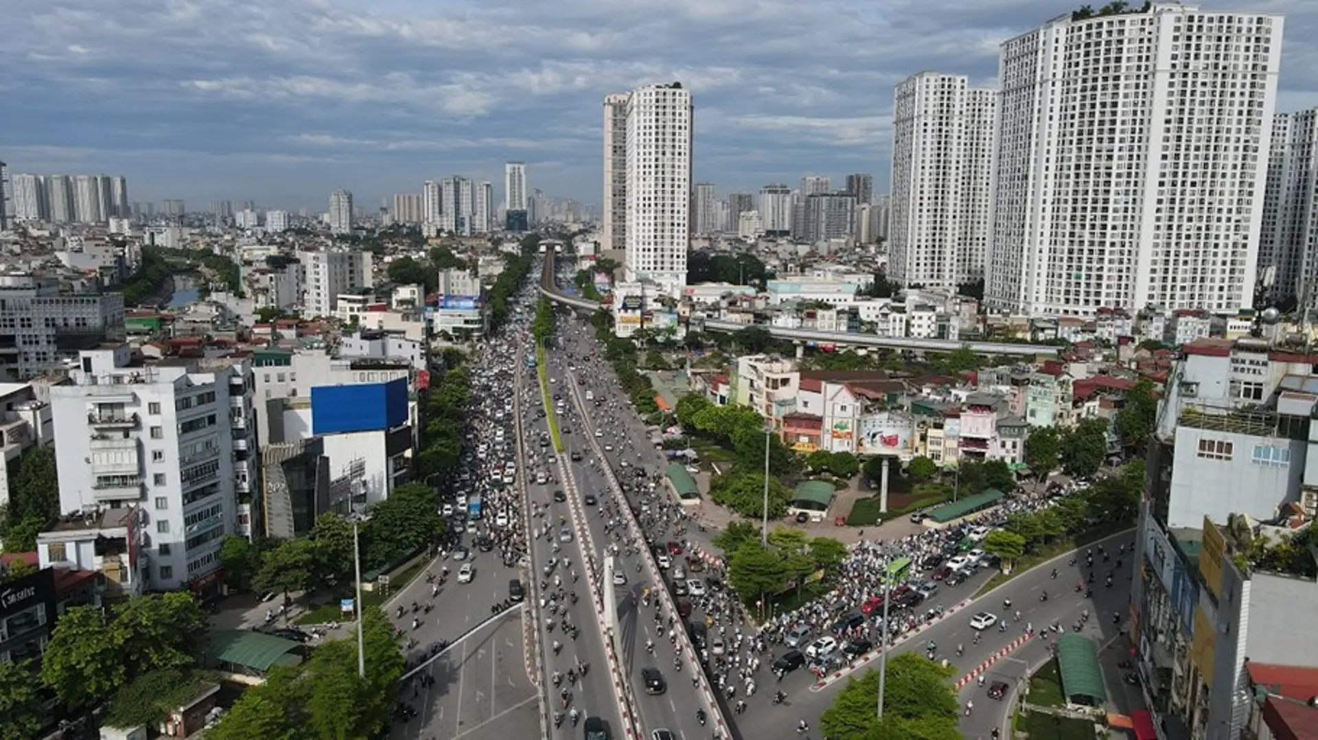 Hà Nội thí điểm tổ chức giao thông tại 4 nút giao đến ngày 22/10