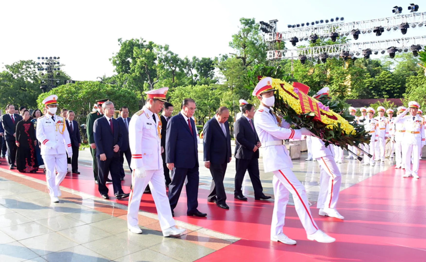 Lãnh đạo Đảng, Nhà nước, TP Hà Nội tưởng niệm các Anh hùng, Liệt sỹ