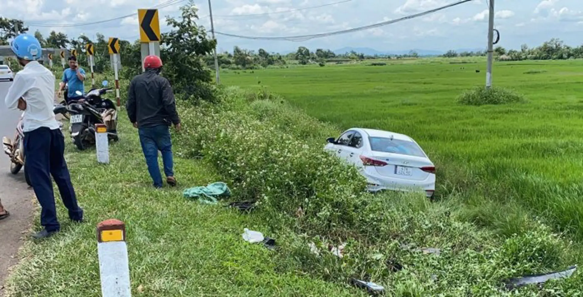 Tai nạn giao thông mới nhất hôm nay (31/7): Xe tải tông xe đạp điện