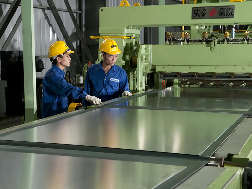 Giá thép xây dựng hôm nay 5/8: Tiếp tục giảm trên sàn giao dịch