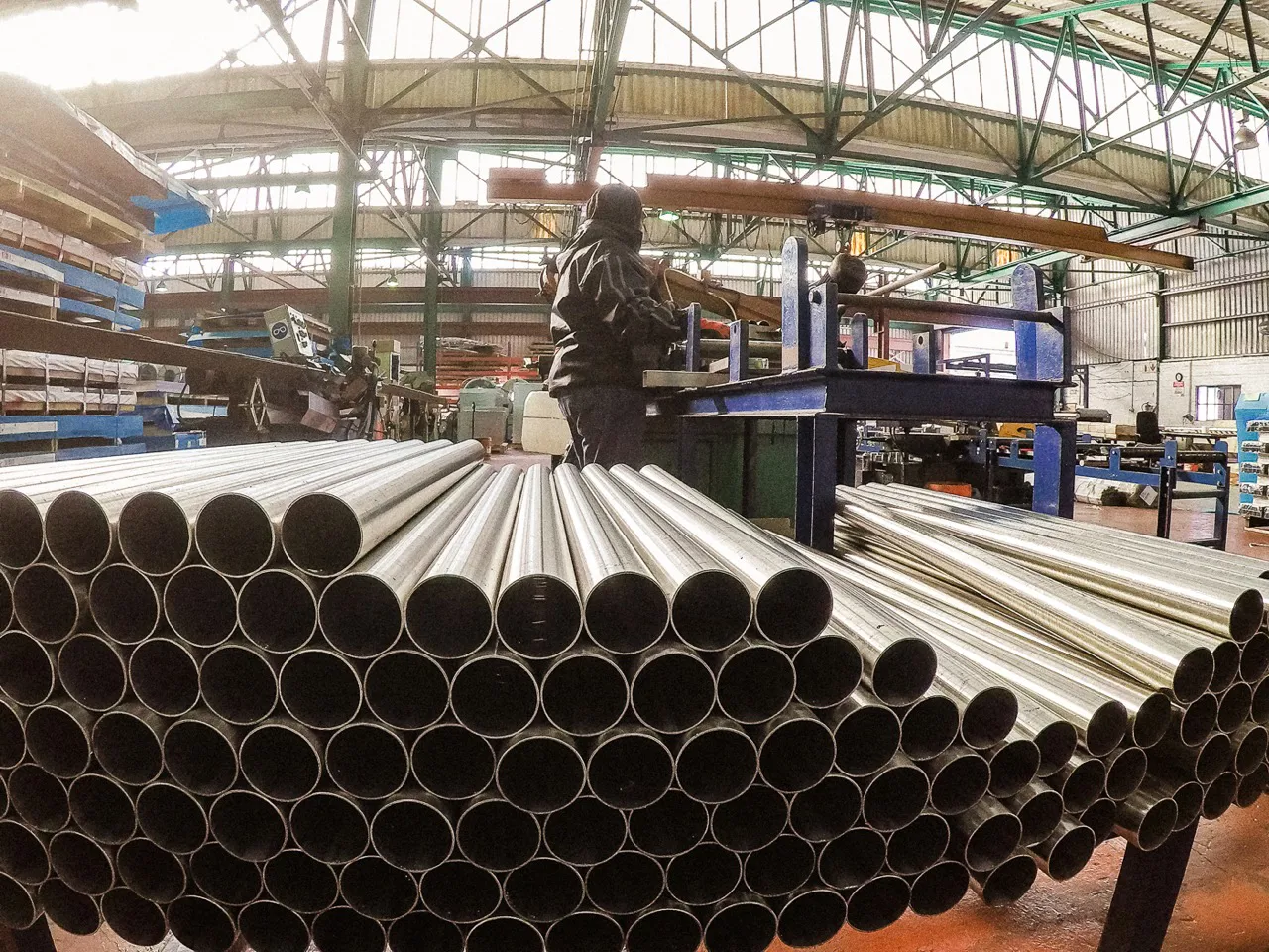 Giá thép xây dựng hôm nay 6/8: Tăng mạnh trên sàn giao dịch