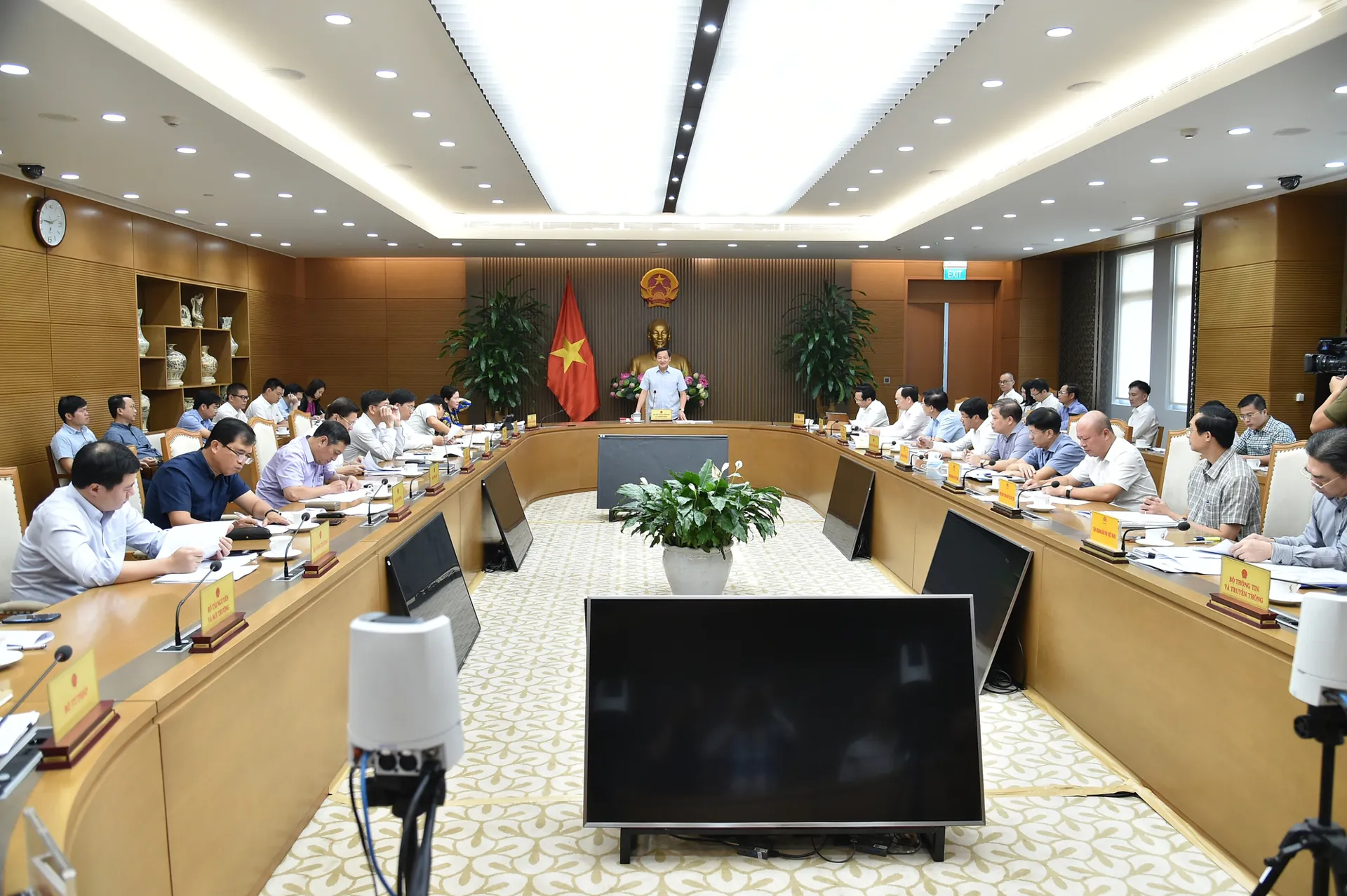 Yêu cầu có phương án xử lý dứt điểm các dự án yếu kém