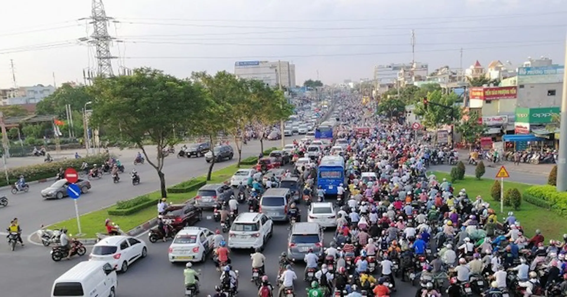 TP Hồ Chí Minh: Điều chỉnh giao thông một đoạn Quốc lộ 13, TP Thủ Đức