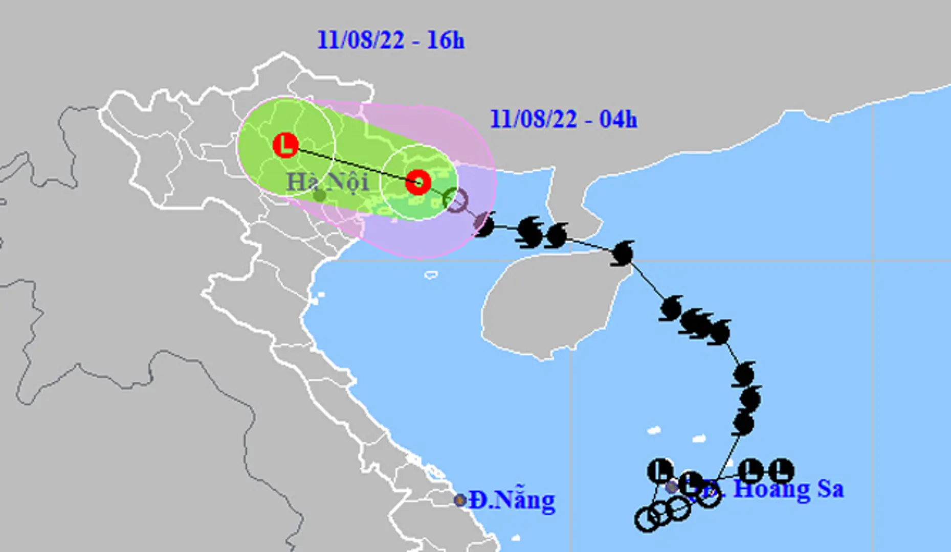 Áp thấp nhiệt đới đổ bộ vào Quảng Ninh - Hải Phòng, Hà Nội mưa lớn