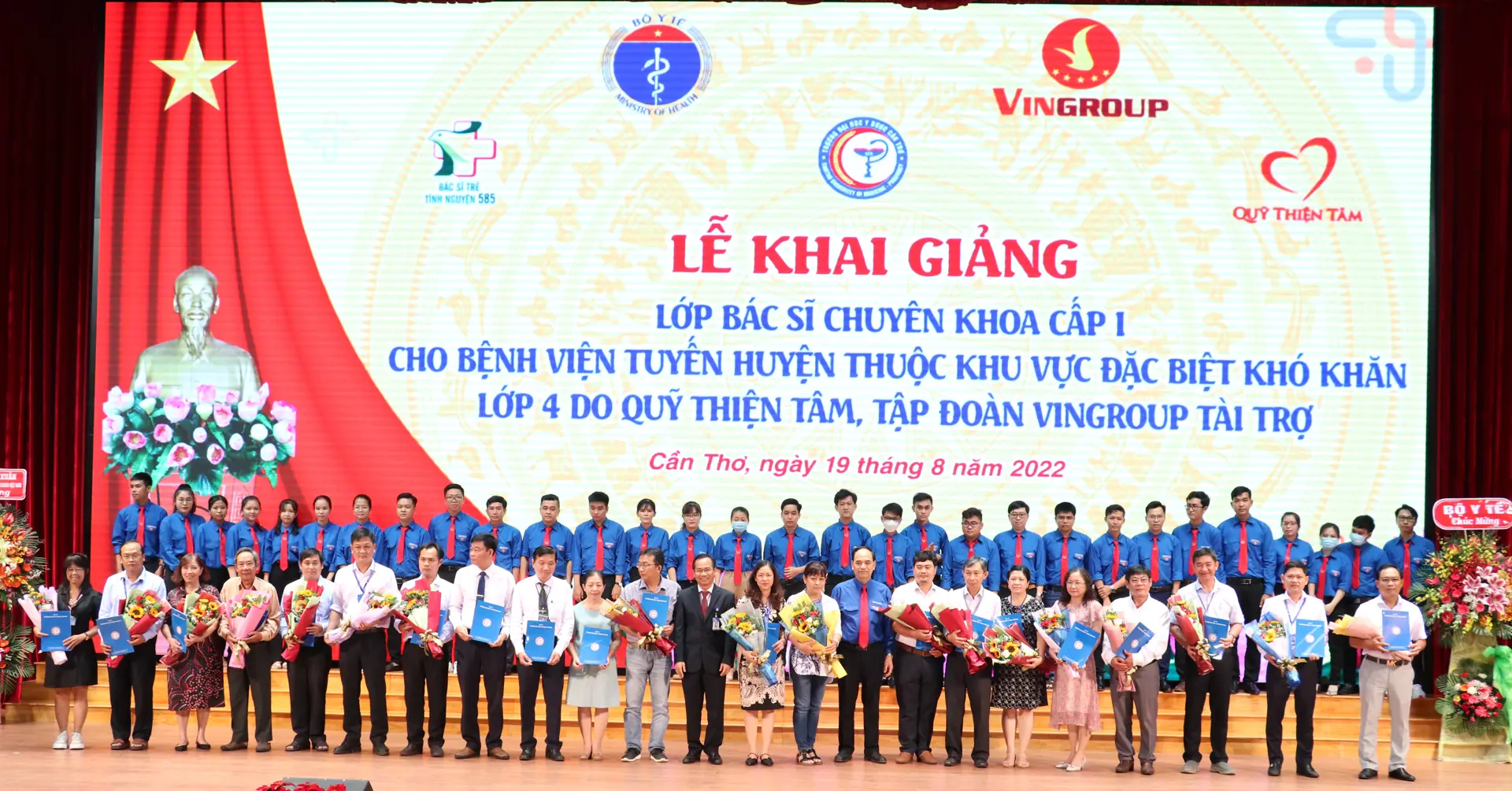 Khai giảng lớp bác sĩ trẻ tình nguyện về vùng khó khăn 