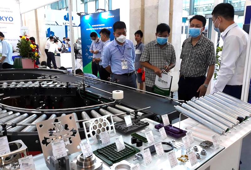 Hanoi facilitates supporting industries 