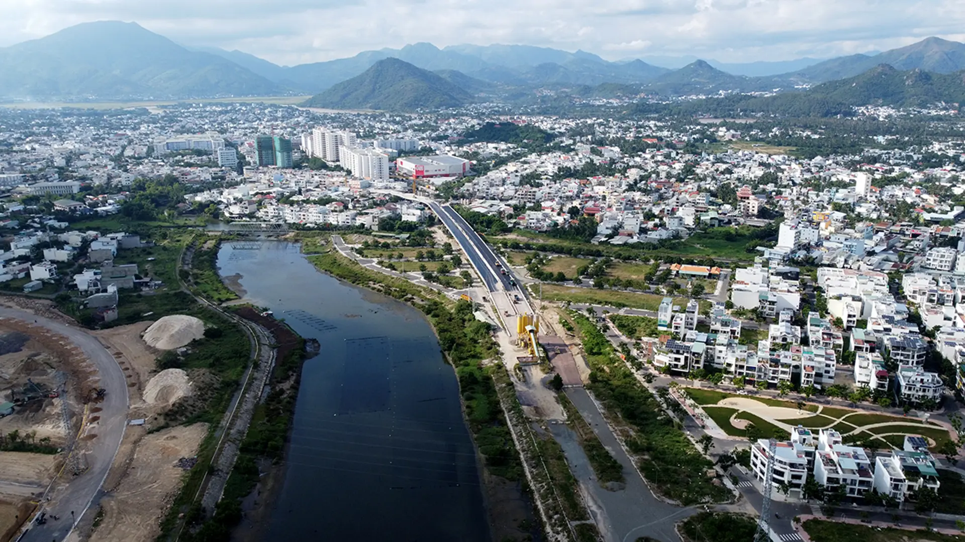 Nha Trang: Khẩn trương đưa một phần dự án giao thông nghìn tỷ vào vận hành