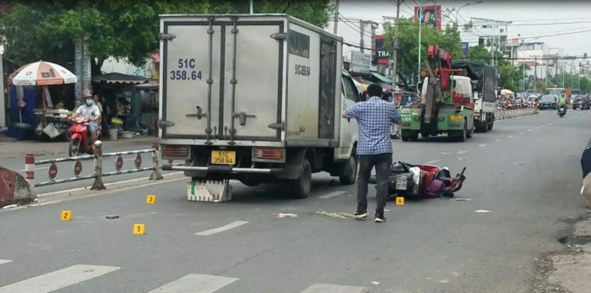 Tai nạn giao thông hôm nay (12/9): Xe máy văng xa, 2 người tử vong 