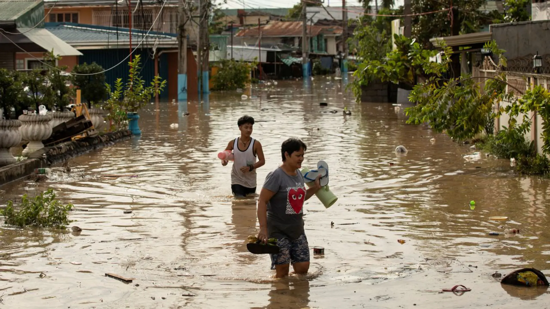 Hình ảnh siêu bão Noru càn quét tại Philippines, khiến 6 người thiệt mạng