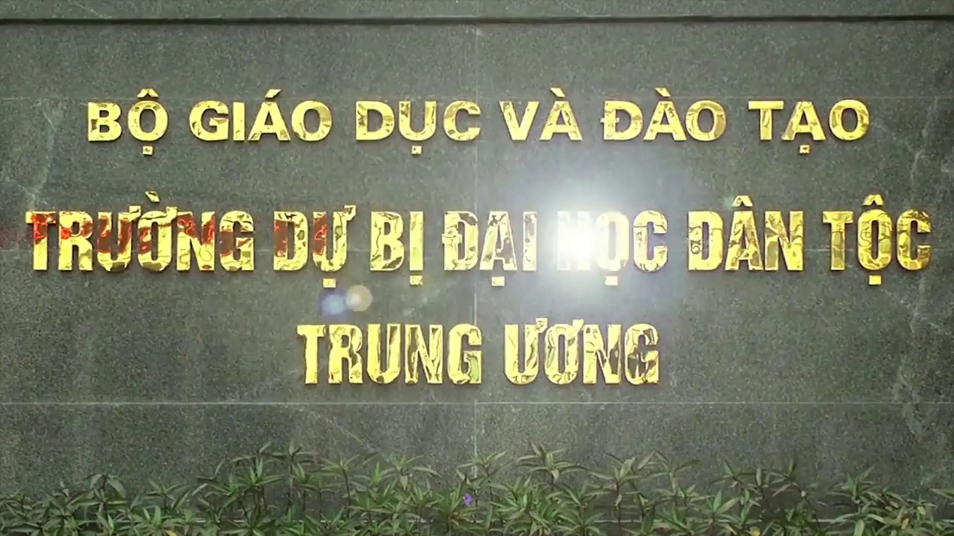 Chuyển 5 trường chuyên biệt từ Bộ Giáo dục về trực thuộc Ủy ban Dân tộc