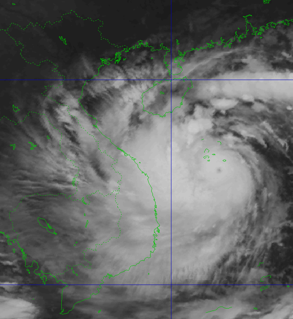 Tin bão khẩn cấp: Siêu bão cuồng phong tăng thêm 1 cấp, gió giật cấp 17