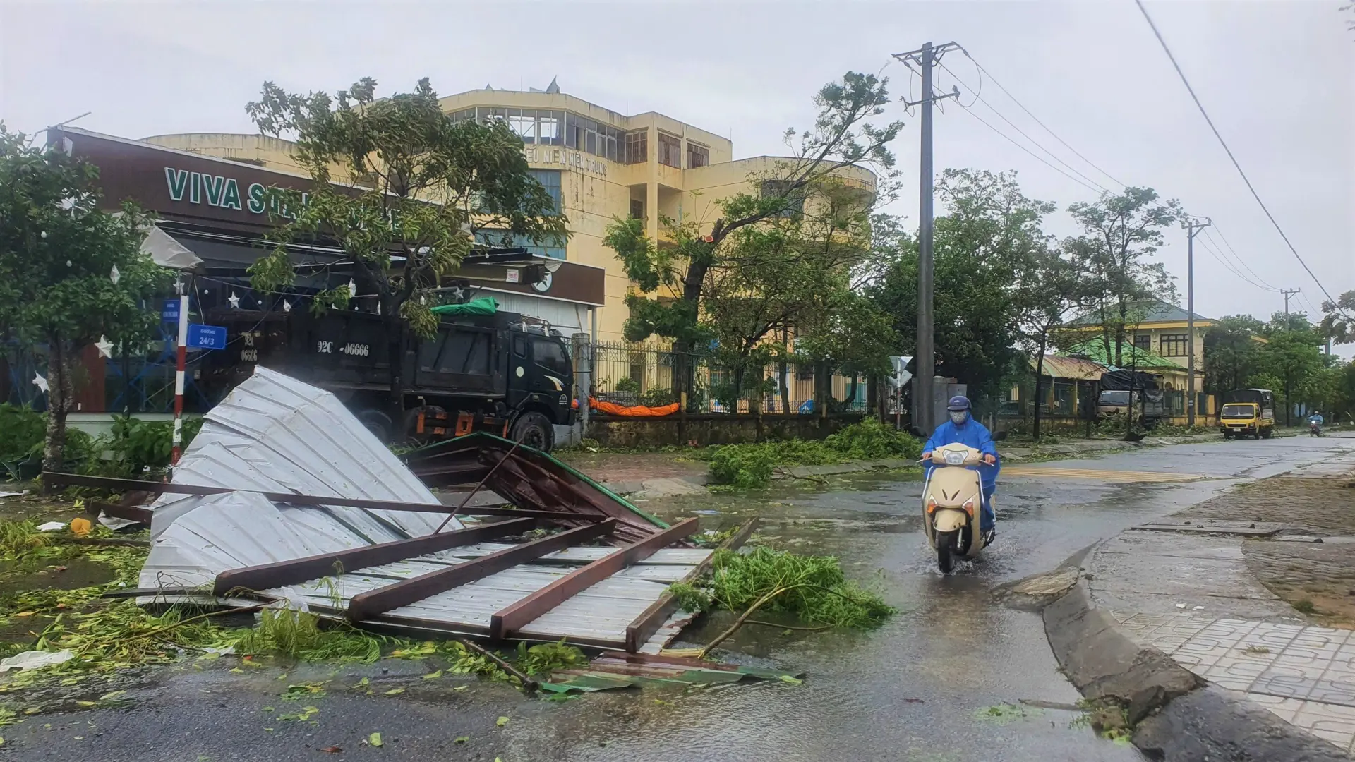 Phòng, chống dịch bệnh mùa bão, lụt