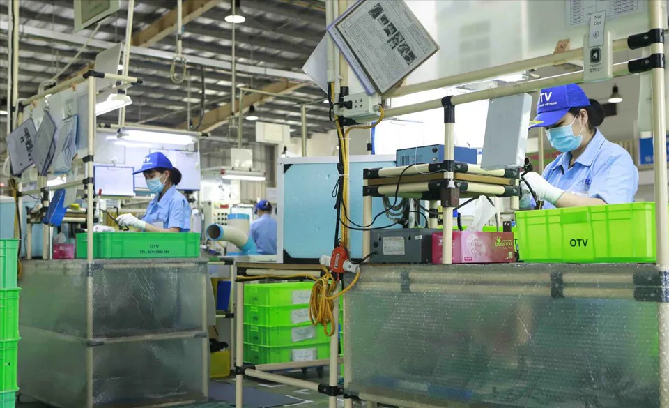 Hoàn thiện thể chế, pháp luật để tháo gỡ khó khăn cho sản xuất kinh doanh