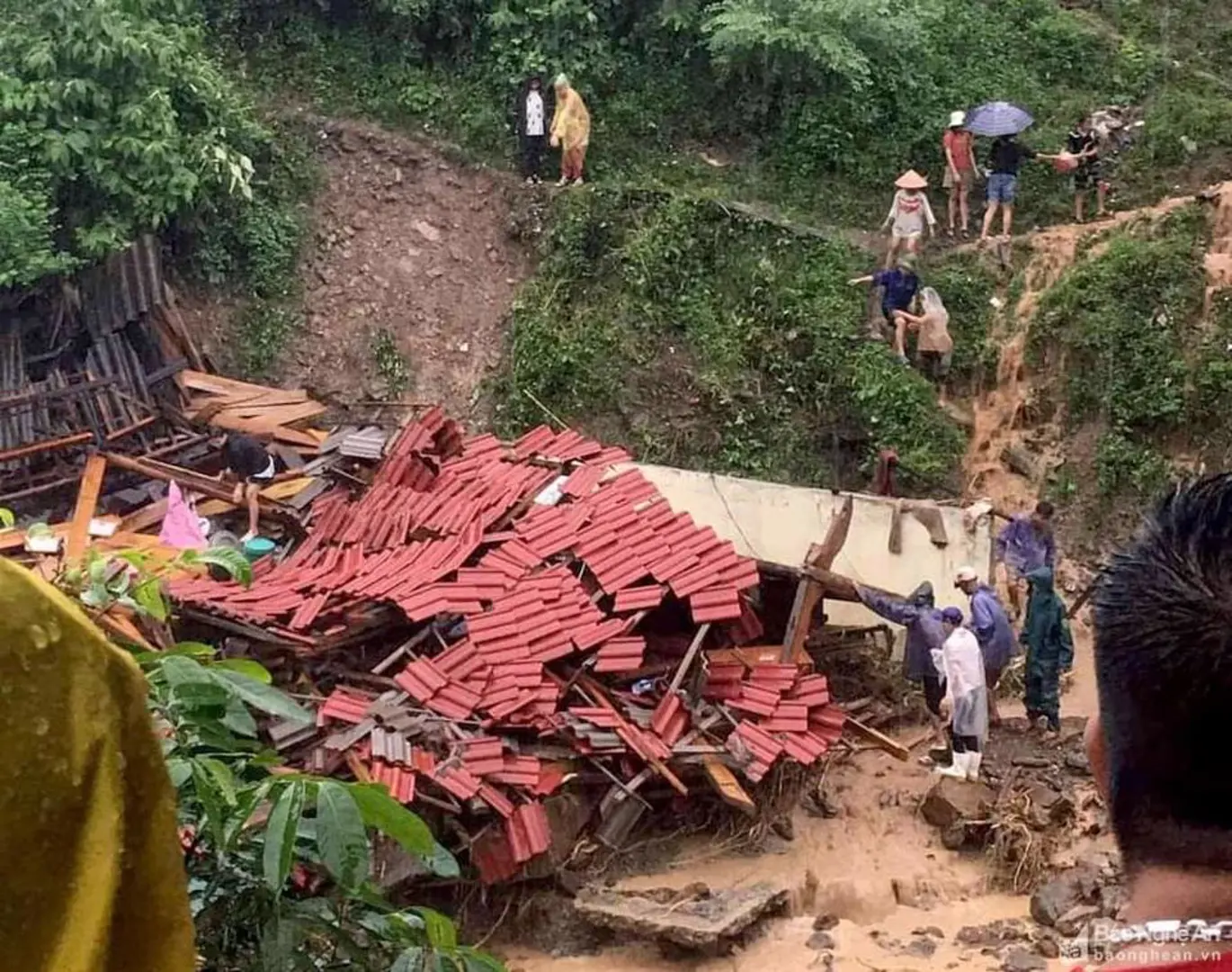 Chung tay khắc phục thiên tai, Quảng Ngãi hỗ trợ Nghệ An 500 triệu đồng