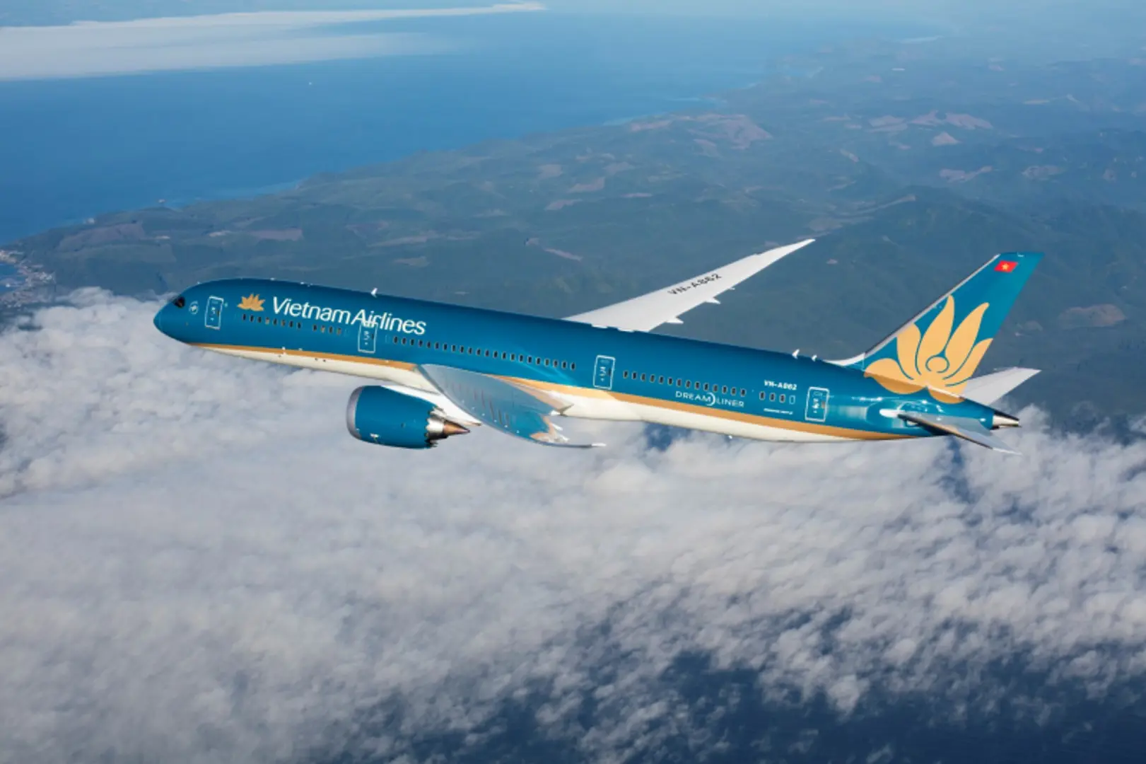 Máy bay Vietnam Airlines hạ cánh khẩn cấp tại Azerbaijan