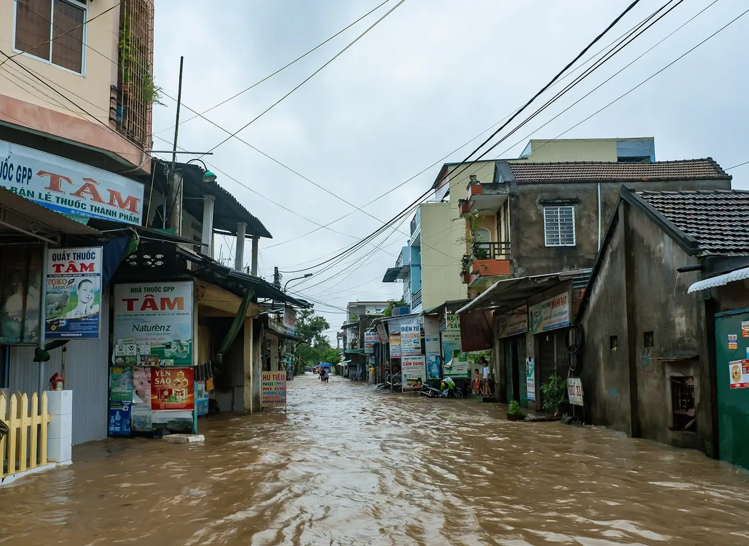 Quảng Ngãi: Gần 2.000 nhà dân bị ngập do mưa lũ