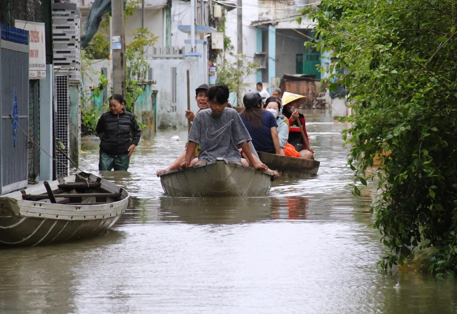 TP Tam Kỳ ngập trong biển nước