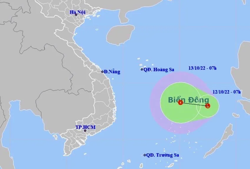Mưa lũ dồn dập đổ vào miền Trung
