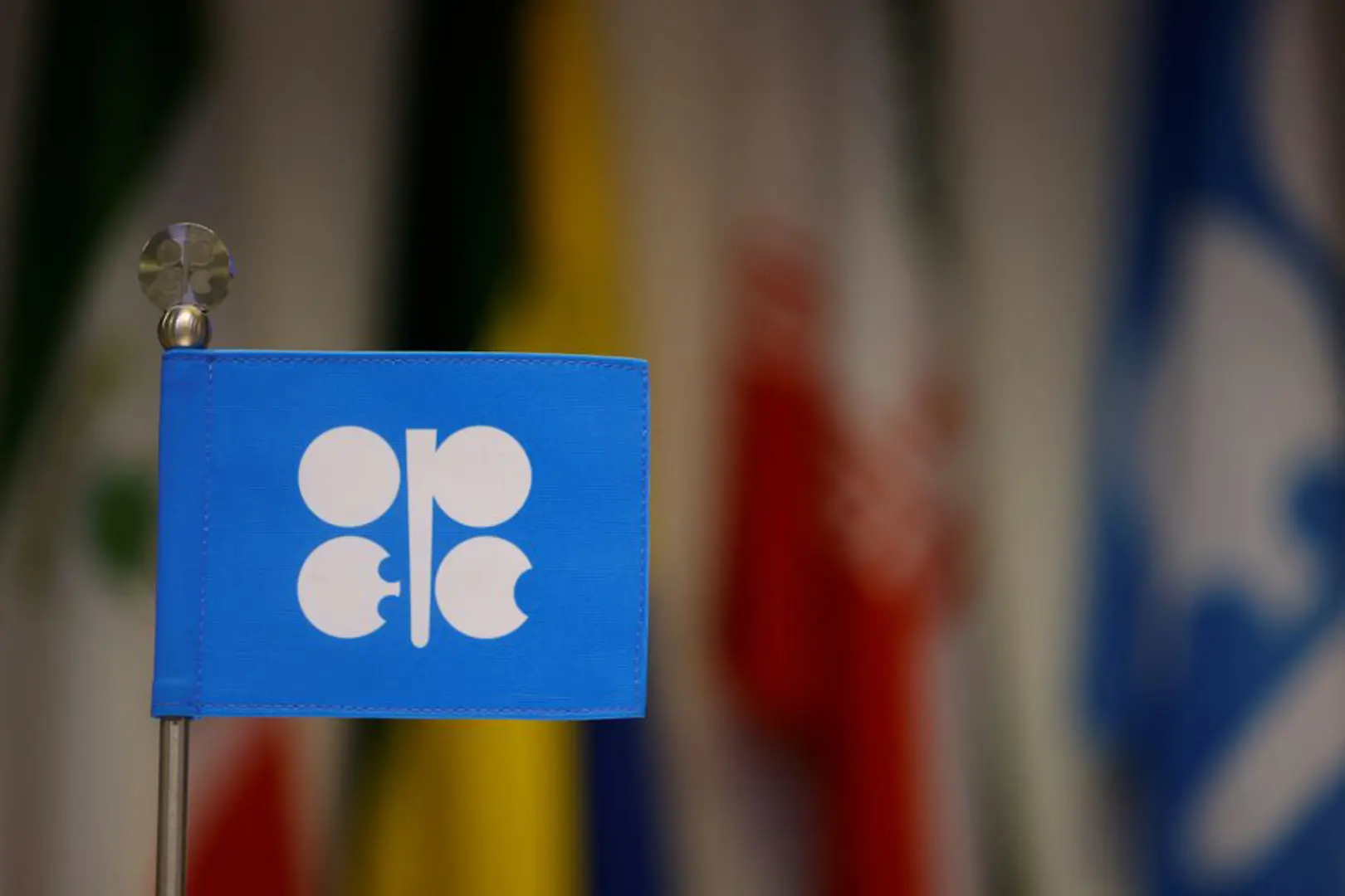 Nhiều nước OPEC+ “bênh” Ả Rập Saudi giữa cuộc khẩu chiến với Mỹ