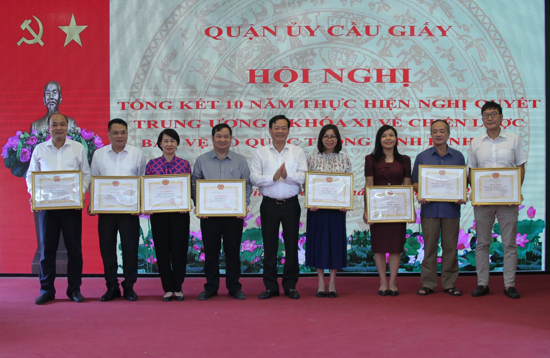 Quận Cầu Giấy: Tổng kết 10 năm thực hiện Nghị quyết Trung ương 8 khóa XI