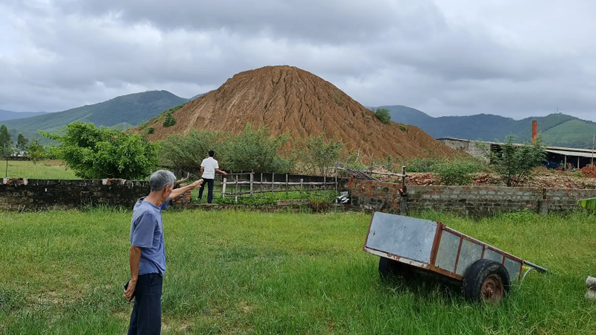 Quảng Bình: Vào cuộc, xử lý vi phạm môi trường tại nhà máy gạch Minh Sơn