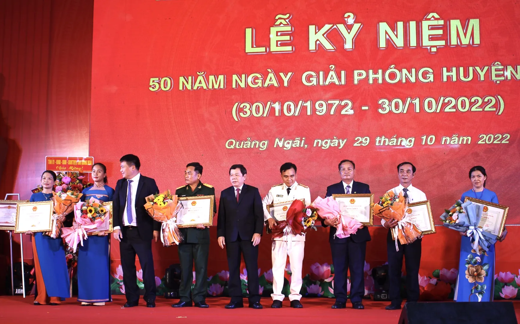 Kỷ niệm 50 năm giải phóng Ba Tơ