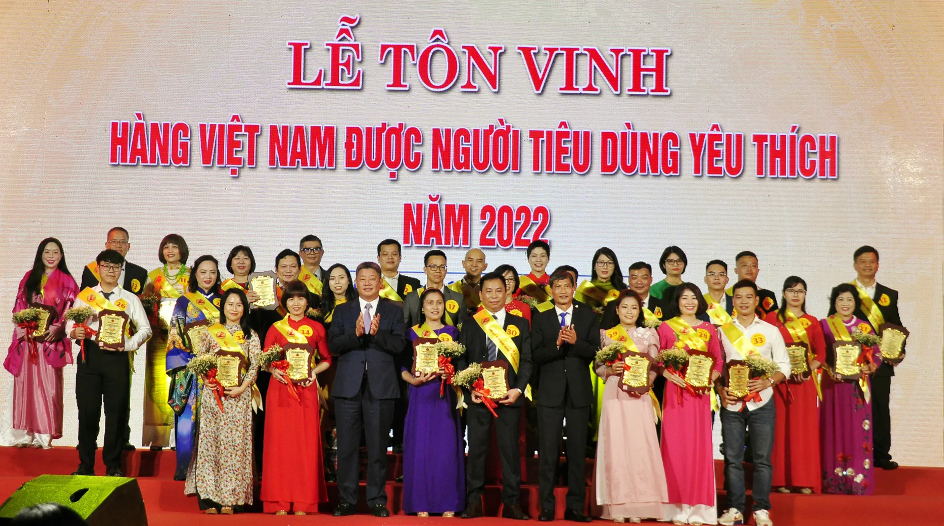 Tôn vinh 213 sản phẩm hàng Việt Nam được người tiêu dùng yêu thích