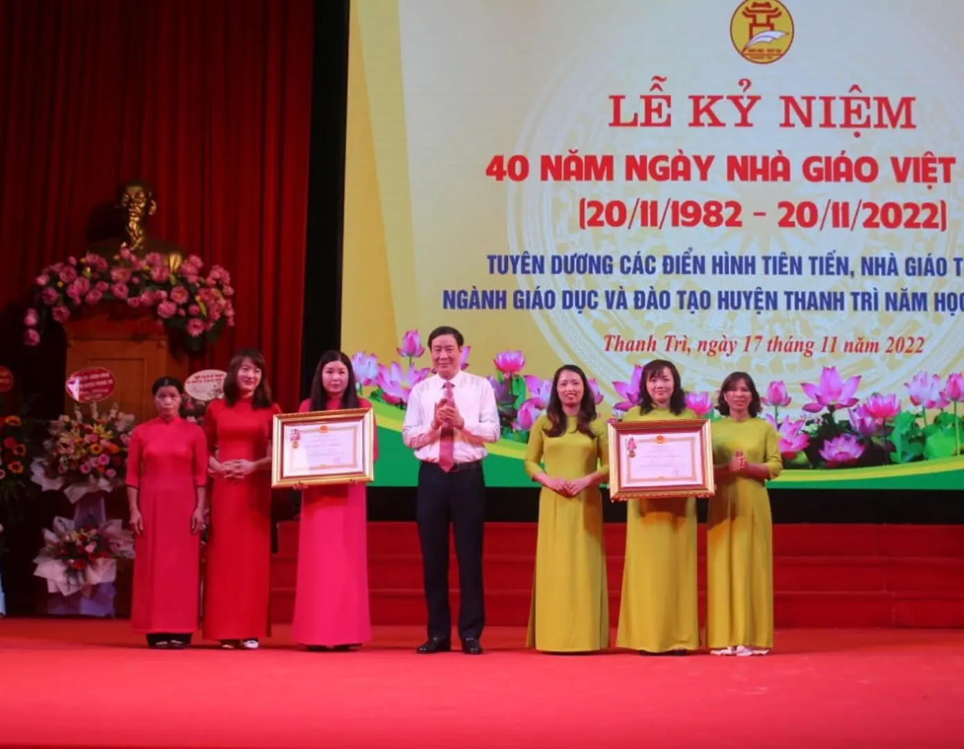 Huyện Thanh Trì kỷ niệm 40 năm ngày Nhà giáo Việt Nam 